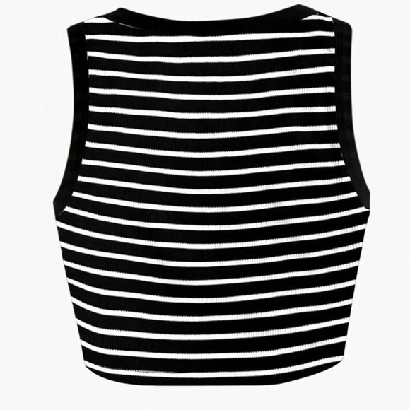 Striped Round-Neck Tank Top - Picture 5 of 6